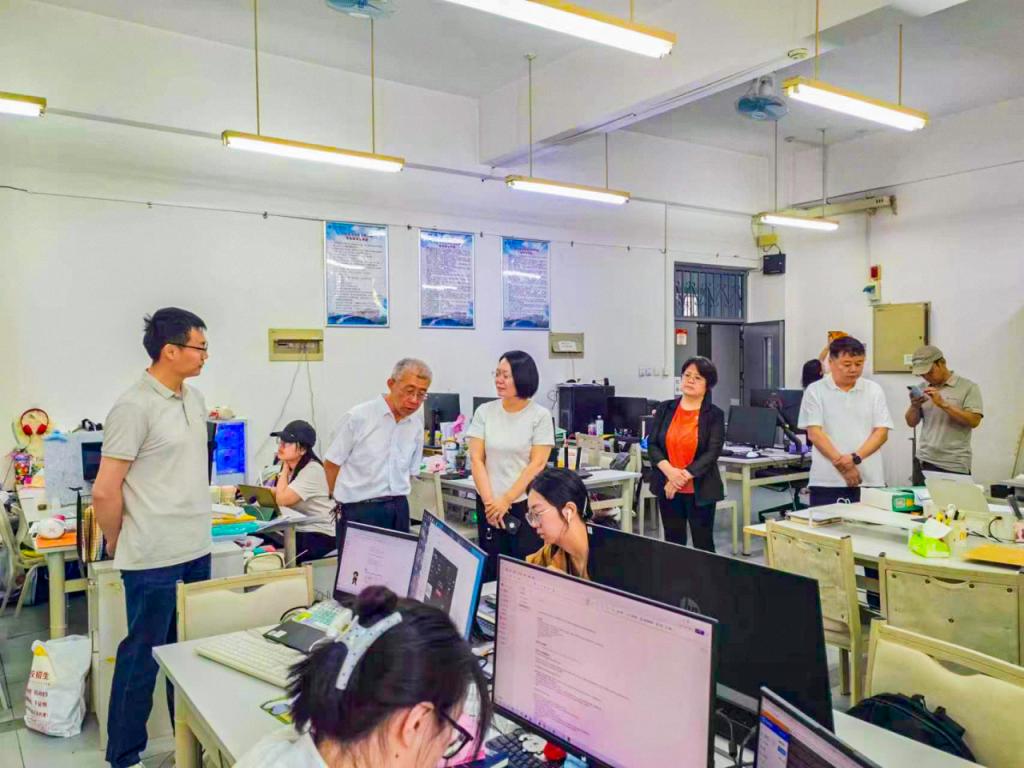 国资处等部门负责同志及相关人员参加检